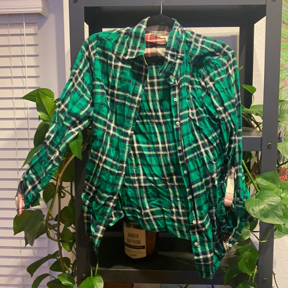 Green Flannel Dalia Collection - Medium Like New